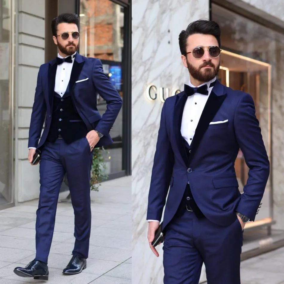 Costumes de mariage des hommes beaux Trois Pièces smokings 2020 Formal Slim Fit Peaked Personnaliser Costumes Lapel Groom Tenue de soirée d'affaires