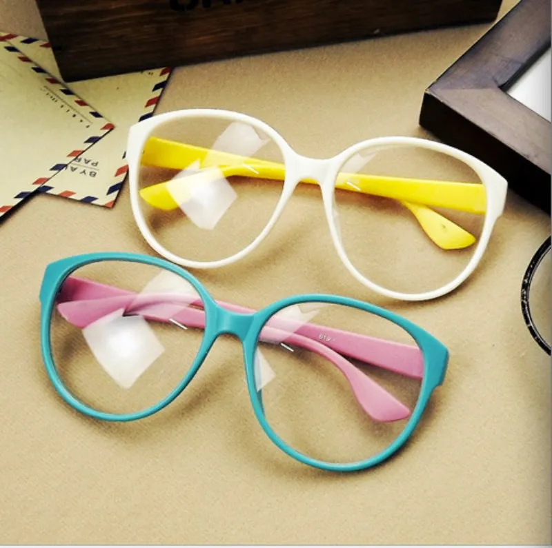 Simple et beauté dame lunettes décoratives grand cadre de simplicité avec des lentilles claires 9 couleurs livraison gratuite