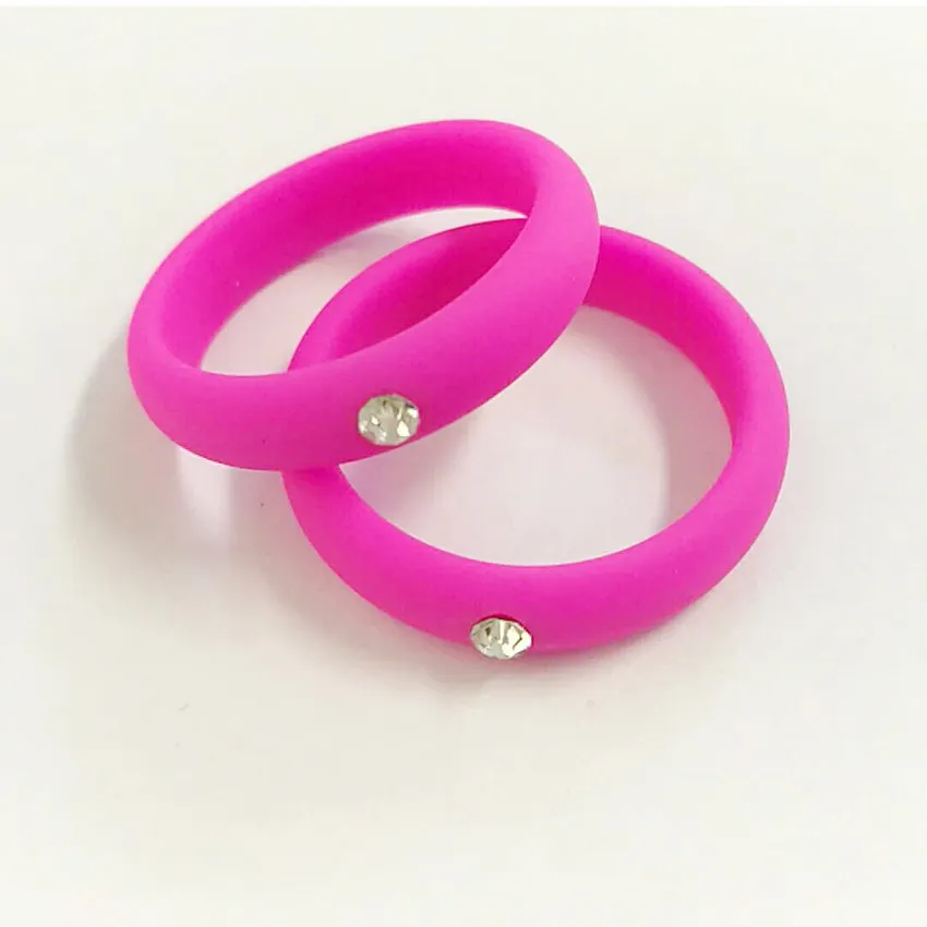 Womens Rubber Wedding Rings: Rhinestone Silicone Ring, 5mm Wide
