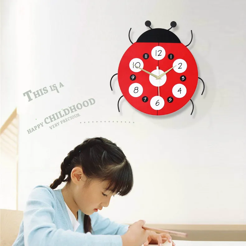 3D Gerçek Ladybug Kuvars Duvar Saati Duvar Sticker Oturma Odası Çocuk Odası Duvar Süslemeleri Sessiz Saatler Hediyeler Için Sessiz