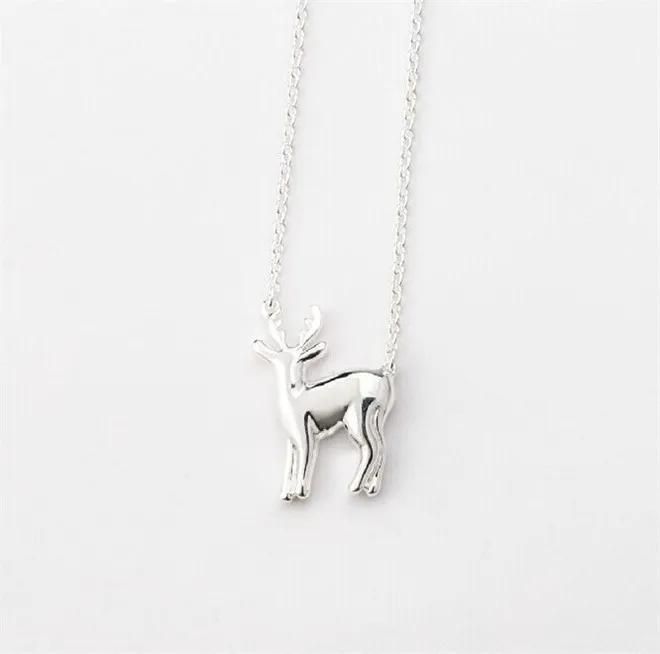 30 Sika Deer Elk Antler Hängsmycke Halsband Jul Moose Reindeer Fawn Animal Pendant Clavicle Simple Children's Present Smycken