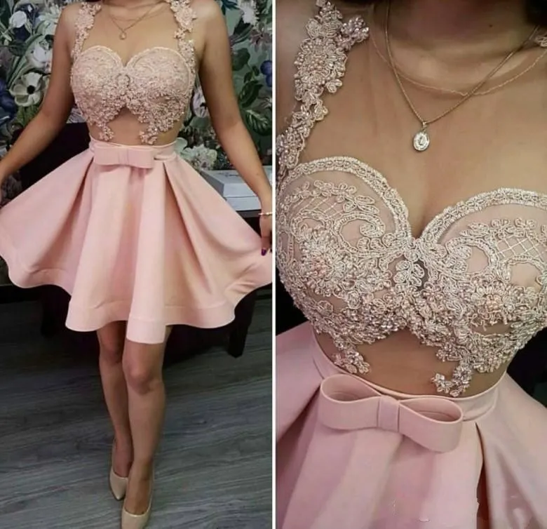 2020 Goedkope Blush Roze Cocktail Party Jurken Juweel Hals Illusion Applicaties Beaded Crystal Graduation Short Mini Homecoming Girls Prom-jurken