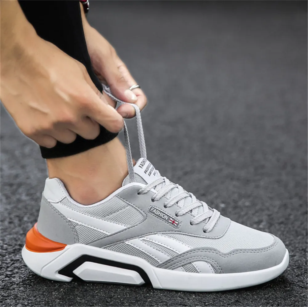 Commercio all'ingrosso 2019 Scarpe sportive casual traspiranti resistenti all'usura da uomo di alta qualità scarpe leggere e versatili con scatola