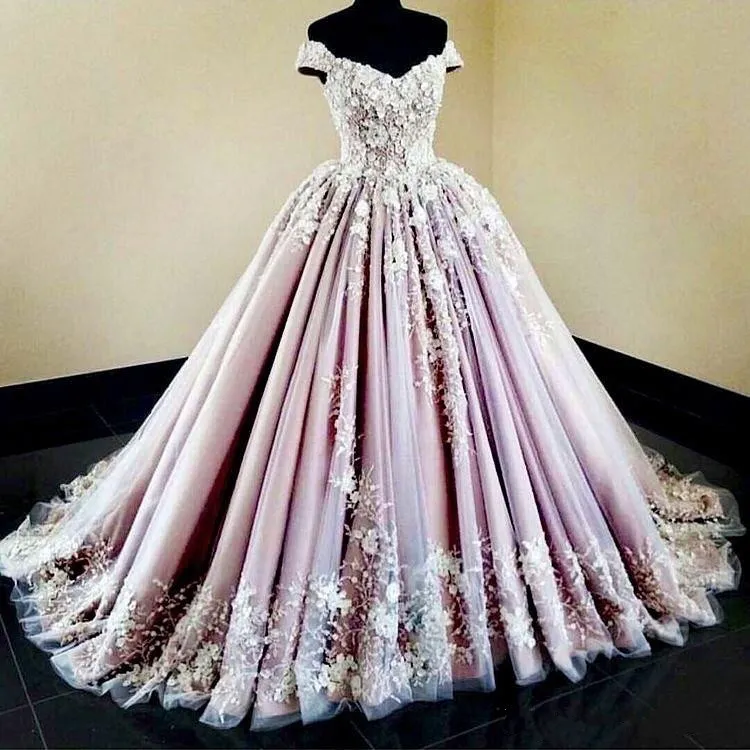 Luxurious Off The Shoulder Lace Evening Gown Vintage Ball Gown Formal Dress with 3D Floral Appliques