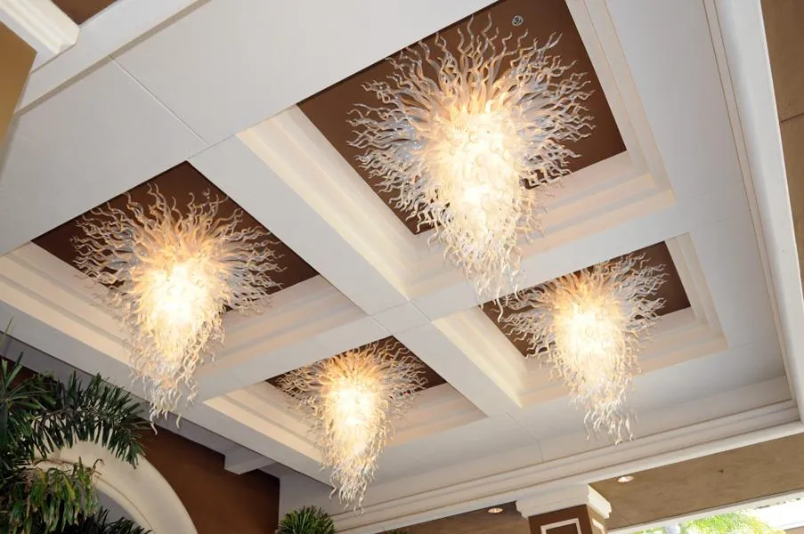 Lampadario a forma di fiore bianco gelo, lampadario di Murano, luci a LED, design moderno, decorazione per la casa, stile, plafoniera in vetro soffiato a mano