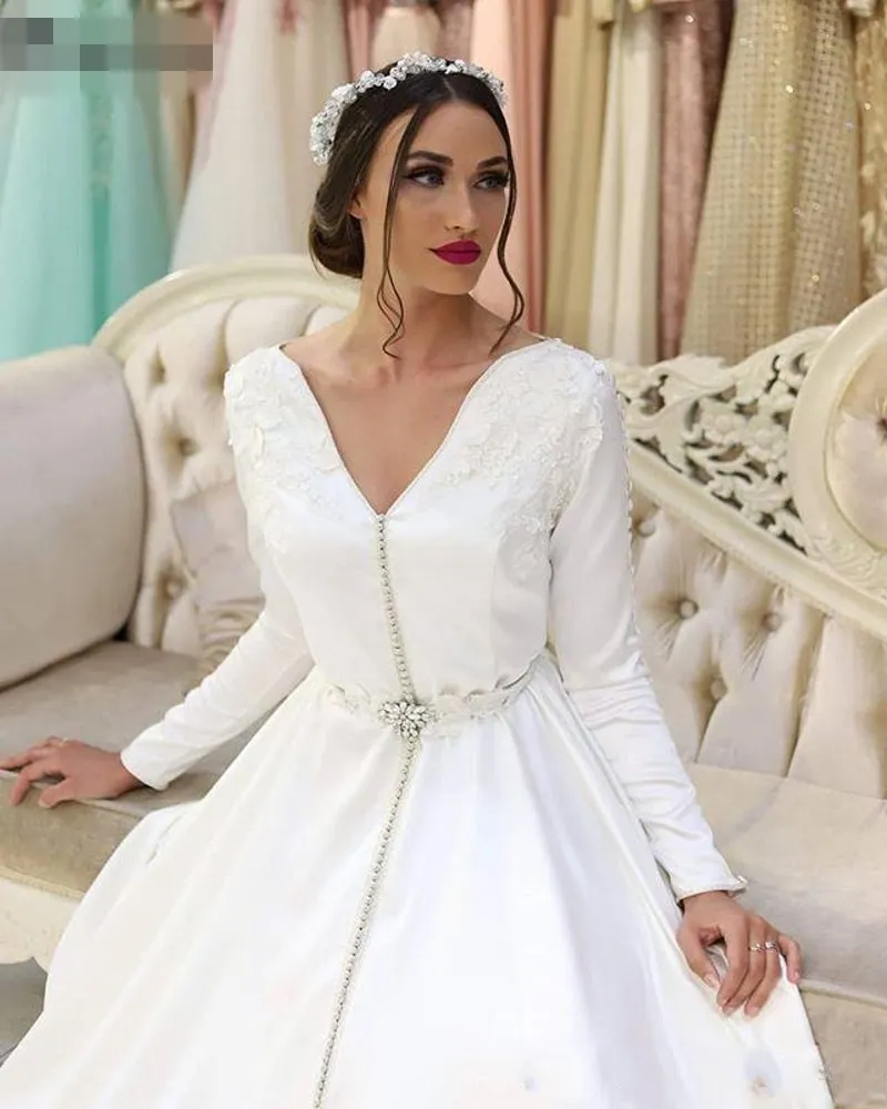 White Moroccan Caftan Muslim Wedding Dresses 2020 v neck Robe De Mariee Lace Satin Elegant Wedding Gown Long Sleeve A-Line Bridal Dress