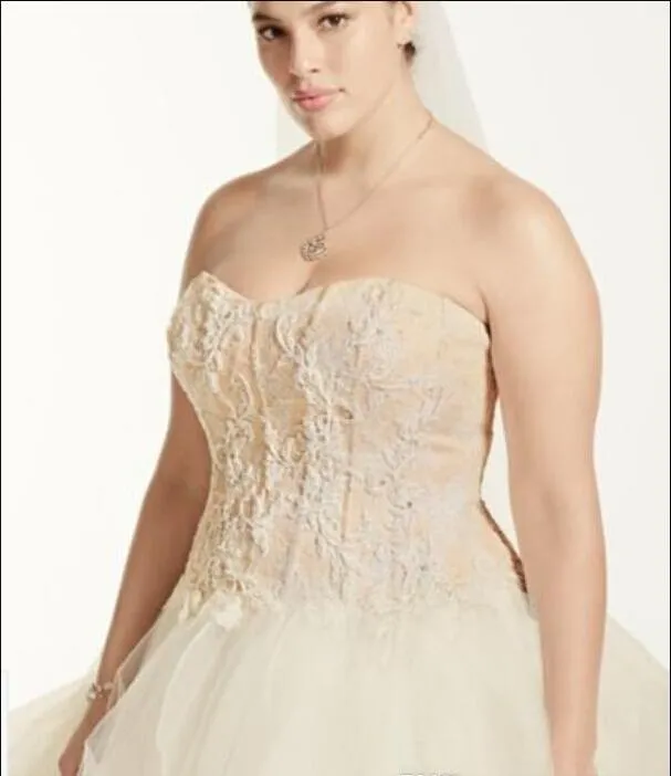2017 Plus Size Oleg Cassini Organza Ruffle Skirt Wedding Dresses