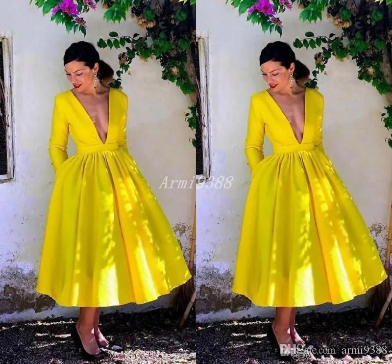 Sexig Billig Yellow A Line Prom Klänningar Lång Deep V Neck Långärmad Platser Ankel Längd Formell Klänning Evening Gowns Vestidos de Noiva Ogstuff