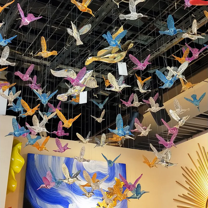 10 adet / grup Akrilik Kristal Hummingbird Düğün Dekor Tavan Kolye Renk Kuş DIY Parti Cadılar Bayramı Gün Ev Dekorasyon Aksesuarları
