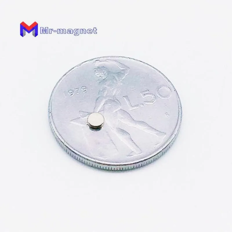 100Pcs 4mm x 1mm kleiner Super Strong Magnet Leistungsstarke Neodym Rare Earth NdFeB Permanent-Magnete Mini-Kopfhörer-Lautsprecher dünne Scheibe