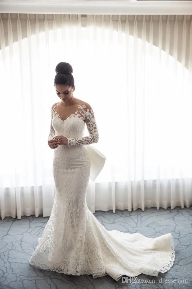 Nuovi abiti da sposa eleganti a sirena di design con strascico staccabile Abito da sposa a maniche lunghe con scollo a barchetta Abiti da sposa