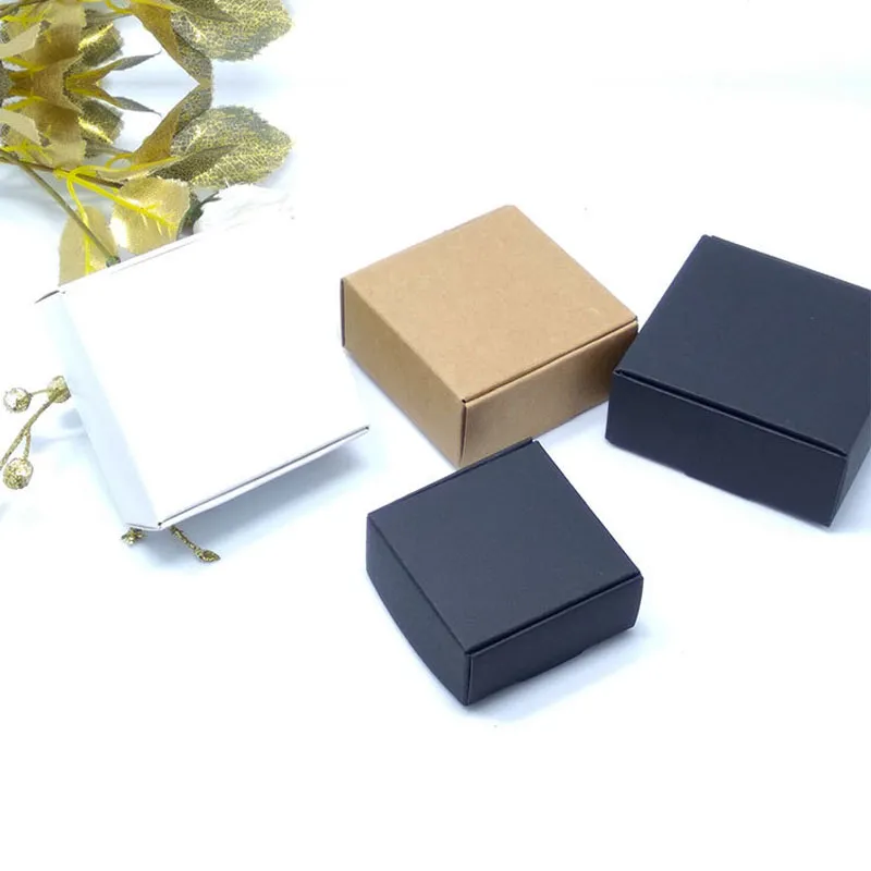 Blanc / noir / marron Kraft Craft Papier Boîtes Cadeau Petite boîte à cadeau pour Biscuits Savon à la main Bijoux de mariage Boîte d'emballage de bonbons