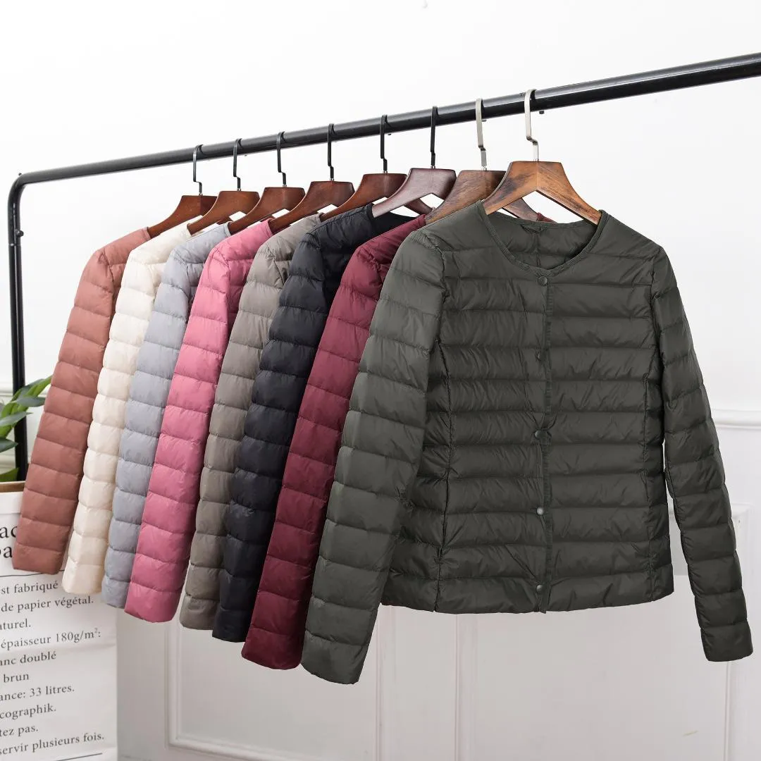 Mode-Herbst Weiße Ente Daunenmantel Frauen Casual Ultra Licht Kragenlose Daunenjacke Kurzmantel Tragbare Parka Plus Größe