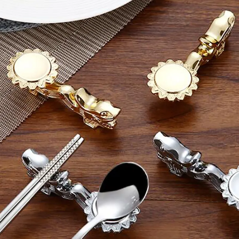 Zinc Alloy Dragon Shape Chopsticks Holder Sliver Gold Rest Stand Craft Chopsticks Rack Frame Table Decoration Kitchen Tools Free DHL