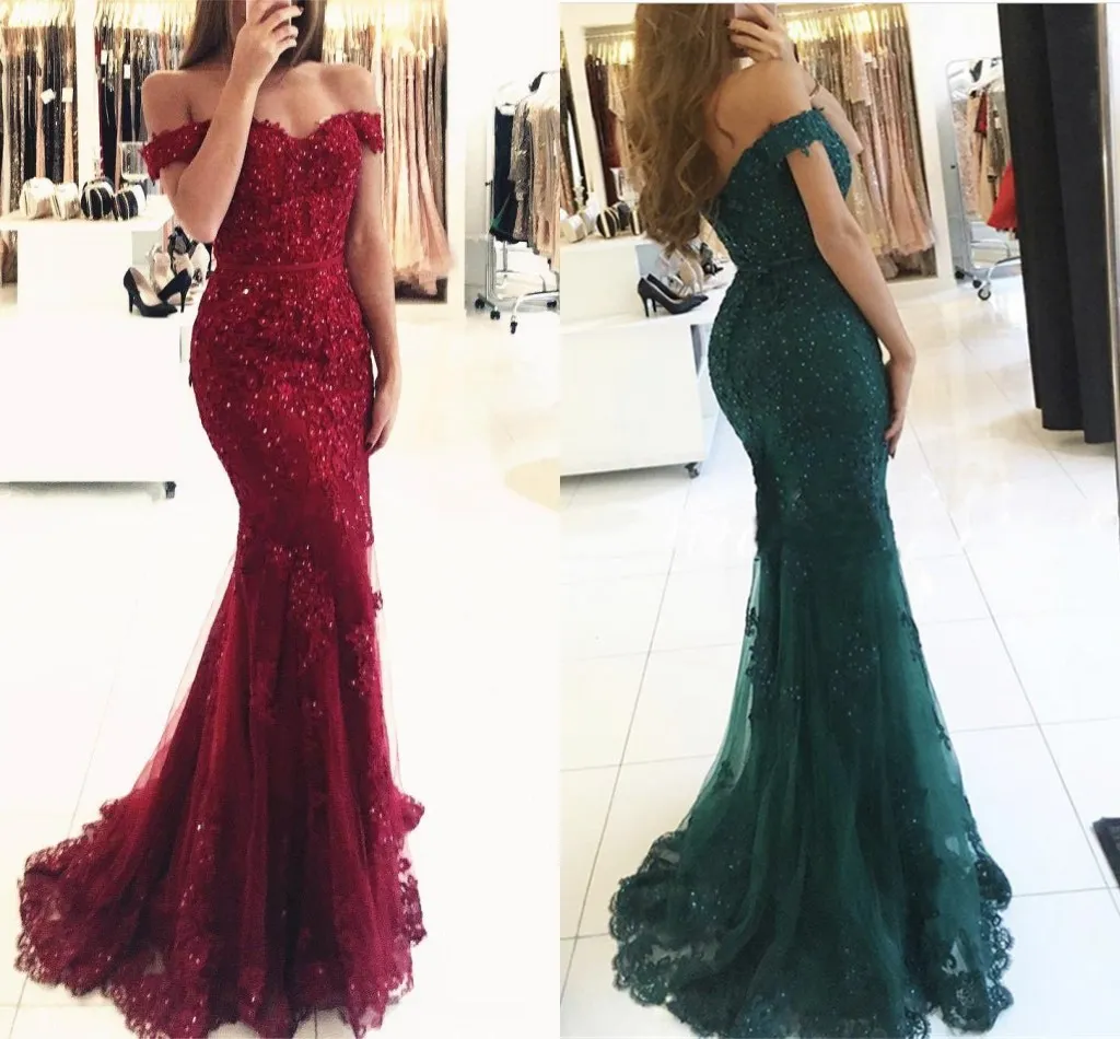 2020 Sexy Evening Dresses Dark Red Burgundy Hunter Off Shoulder Lace Appliques Beaded Mermaid Long Open Back Prom Dress Party Pageant Gowns