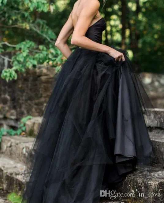 Robes de mariée gothiques noires Sweheart Vintage Design rétro des années 1950 longueur de plancher TulleLong une ligne robes de mariée grande taille robe de mariée