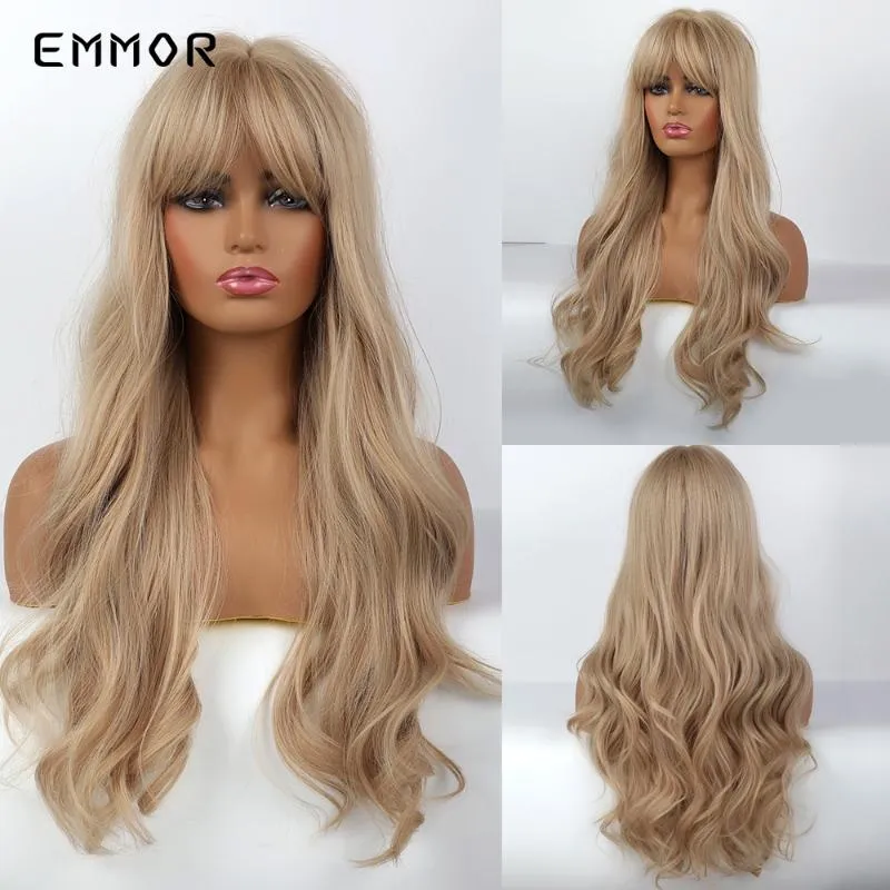 Emmor Long Ash Blonde Natural Wave Synthetisch Haar Pruiken met Pony Hoge Temperatuur Pluizige Cosplay Dagelijkse Pruik voor Vrouwen