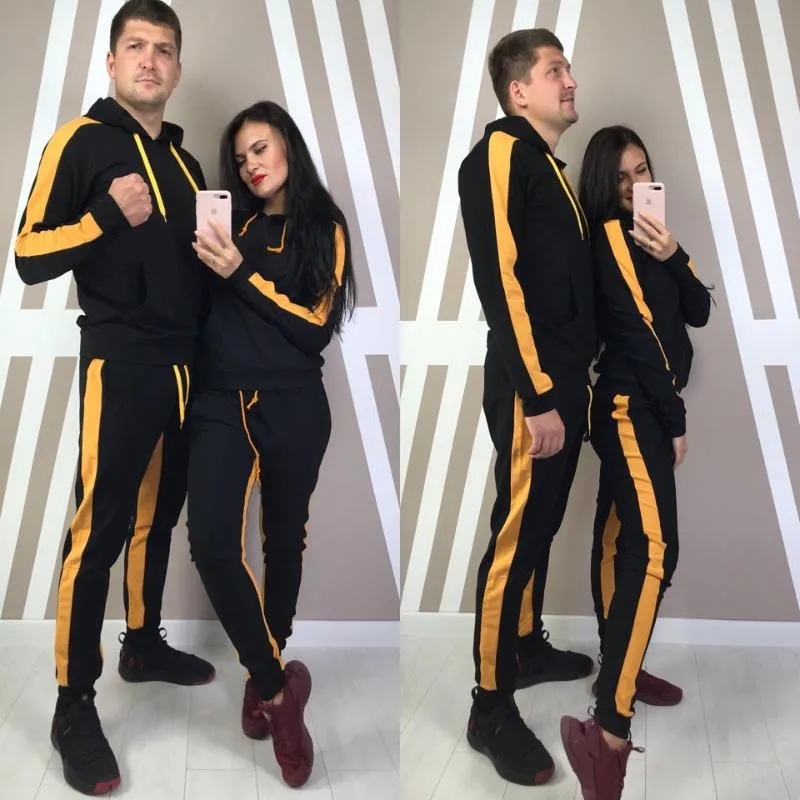 ZOGAA NYA MENS OCH KVINNOR TRACKSUIT HOODES Toppar Sweatpants 2 Piece Suit Sports Plus Size Sportswear Suit Casual Couples