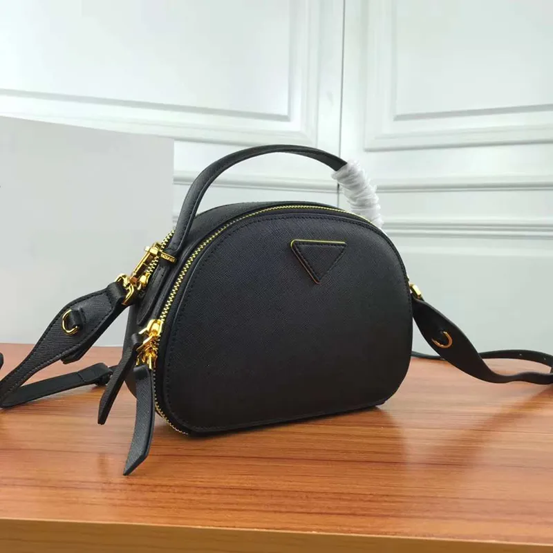 Designer- New Europe and the United States Italian business handbag Messenger bag fashion ladies casual shoulder bag wallet B108BI0a