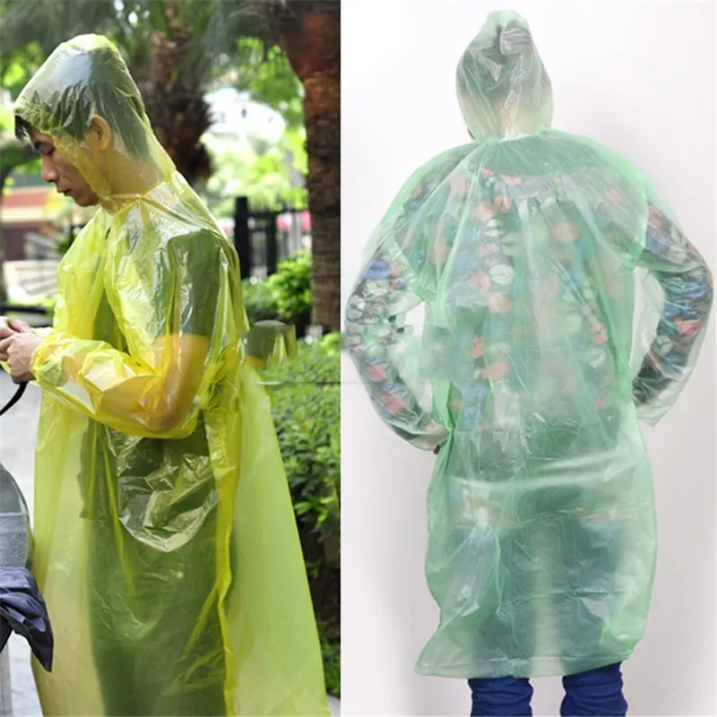 Ny vattentät regnrock plast regnrock engångsad nödsituation Portable Unisex Light Hood Poncho Camping för kvinnor män