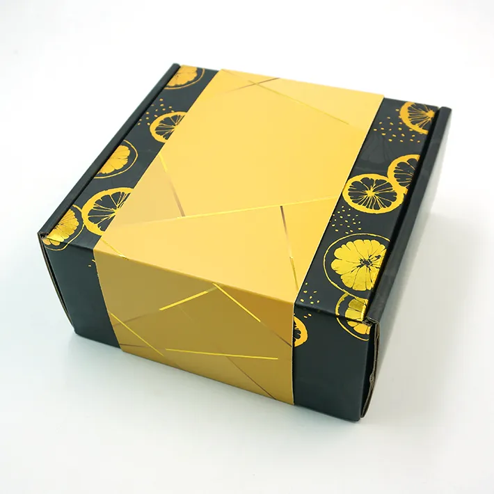 Luxury Gold Stamping Mailing Box With Cutting Sleeve Fabrikspris