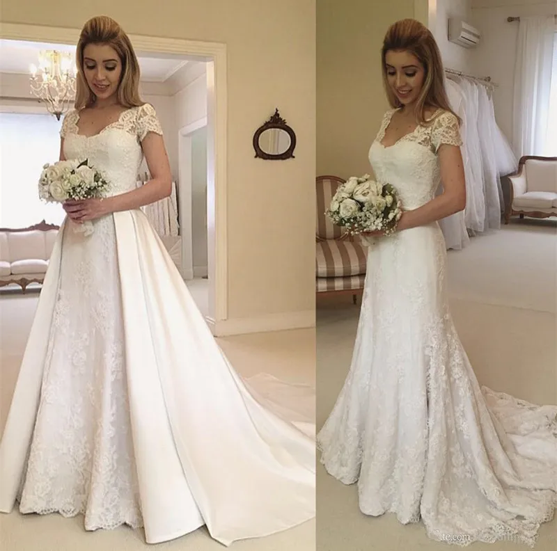 2020 mais novo de manga curta Lace Vestidos V-neck cetim Capela Train nupcial A-Line Wedding Vestidos vestidos de noiva 3795