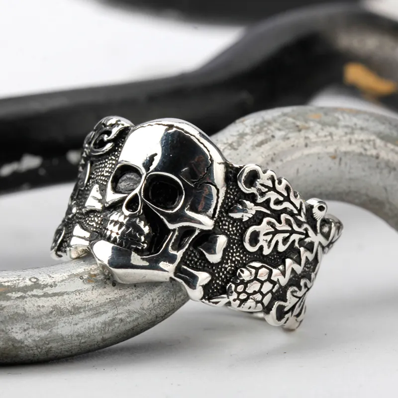 Sterling Silver Men's Emerald Green Eye Skull Ring