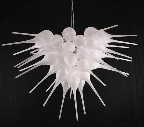 LED-ljuskälla Vit blåst glas ljuskronor av högsta kvalitet borosilikat Murano glas Konstdesign Bröllopsdekor ljuskronor