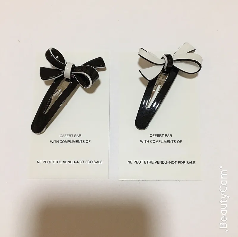 Modische schwarz-weiße Acryl-Haarspangen mit Schleife, C-Haarnadel-Seitenclip für die Lieblings-Barrettess-Ornament-Party der Damen, Geschenk 345a