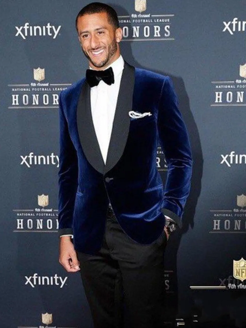 Midnight blue velvet online tuxedo