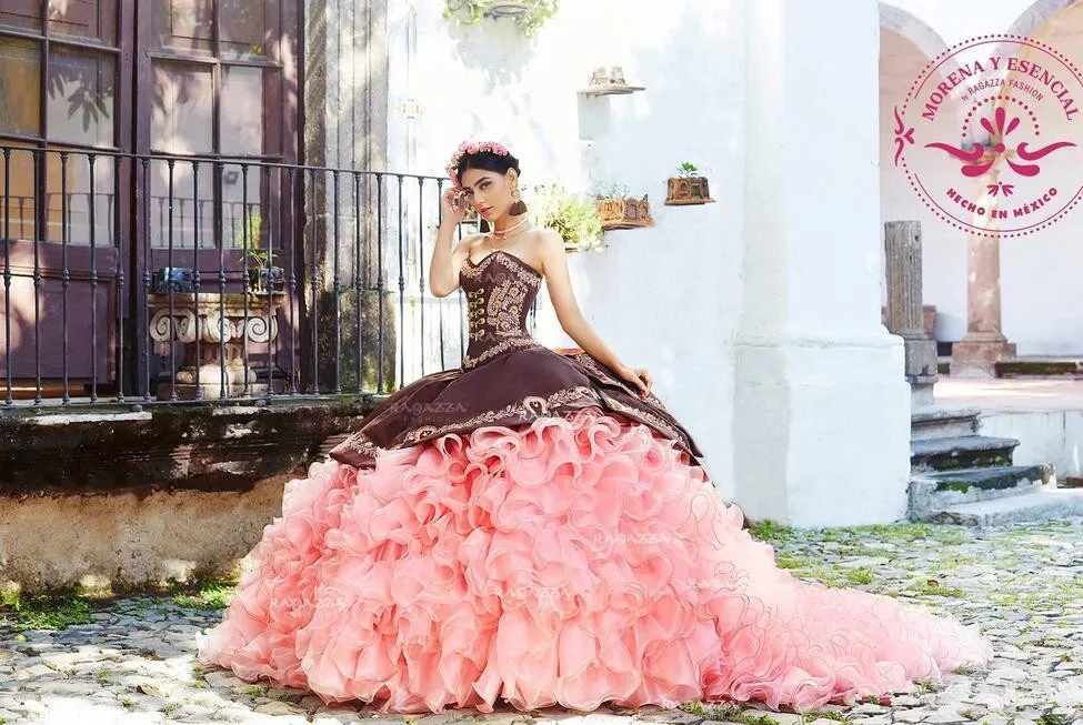 Mexicano quinceanera luxo bordado quinceanera vestidos 2023 coral rosa babados em camadas saia princesa doce 15 meninas vestido de baile 269k