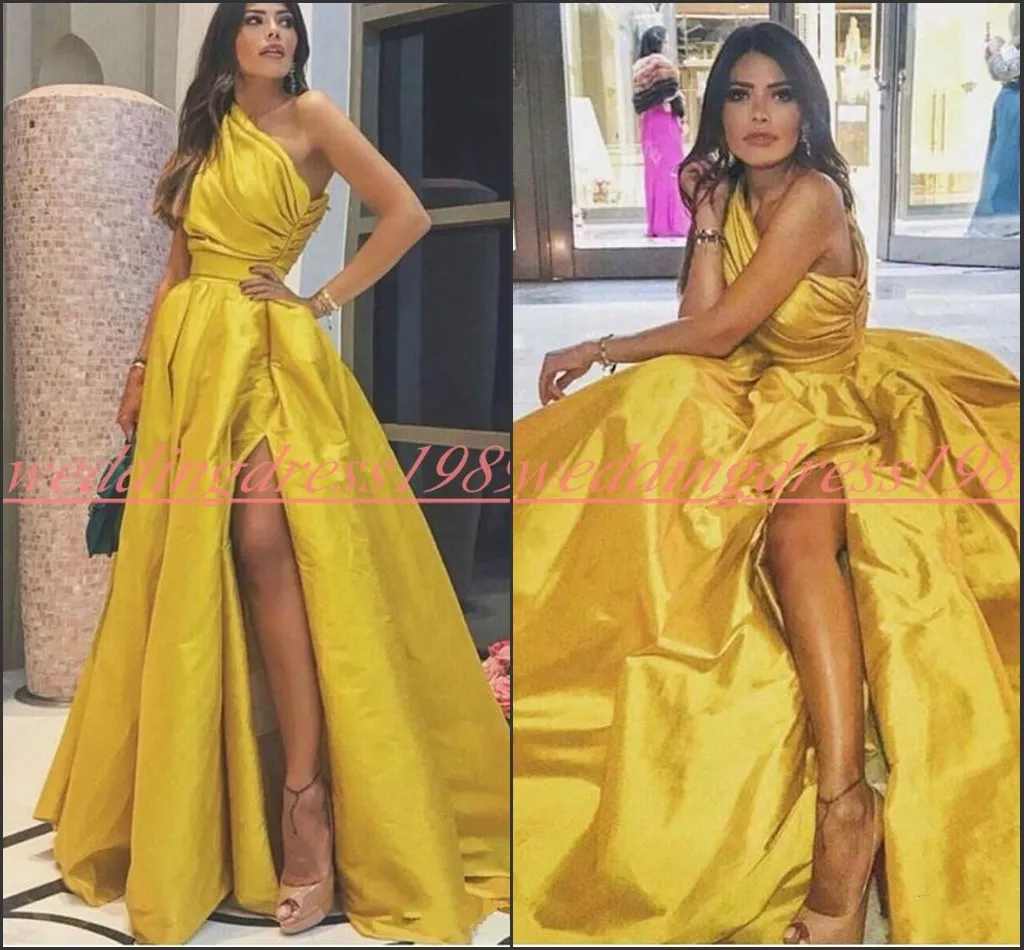 Modest alta dividir vestidos de noite de ouro plissado de um ombro a linha cetim partido plus size vestidos formais ocasião especial bola robe de soirée