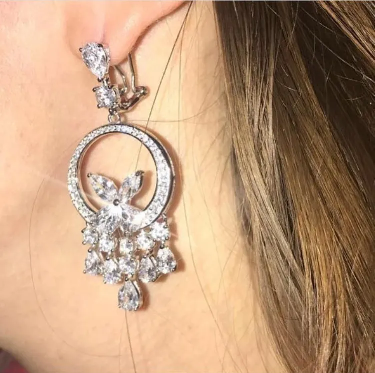 Moda-925 Ayar Gümüş Kristal Avize Uzun Küpe Gümüş Renk Rhinestone Büyük Asılı Dangle Küpe Düğün Nişan Takı