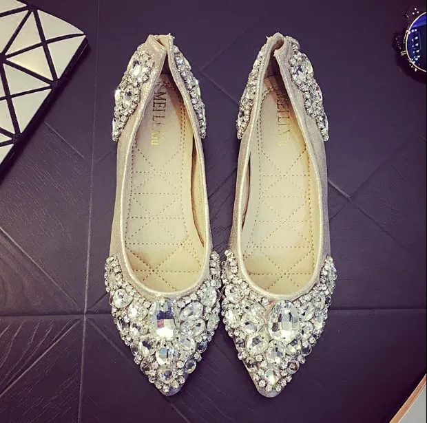Sıcak satıcı düz topuk sivri uçlu kadın ayakkabıları yüksek topuklu düz formlar elmasbridal