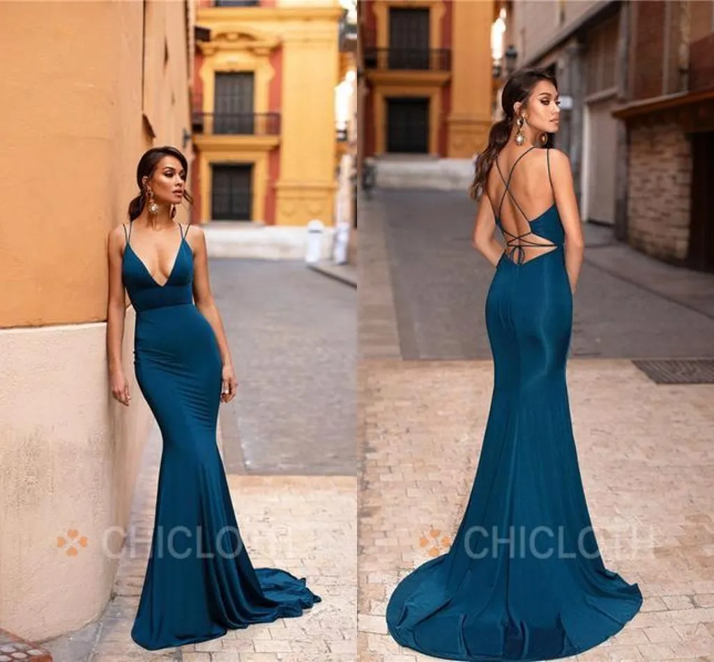 Ankunft 2019 Neue billige Meerjungfrau Prom Spaghetti -Gurte Backless Sweeptrain Formal Kleider Abendparty Kleidung Vestidos de Noche