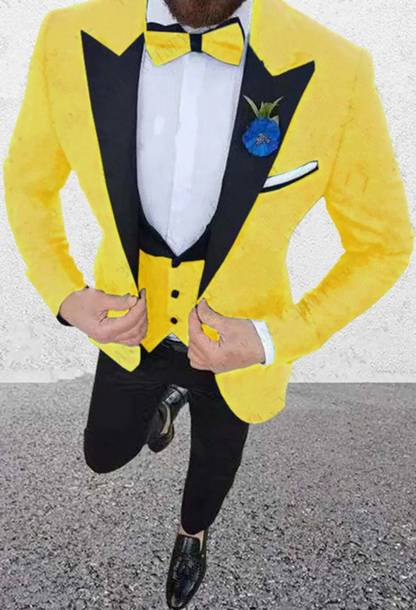 Modischer gelber Bräutigam-Smoking mit spitzem Revers, Trauzeuge, Hochzeit, 3-teiliger Anzug, modischer Herren-Business-Abschlussball-Jacken-Blazer (Jacke + Hose + Krawatte + Weste) 2867
