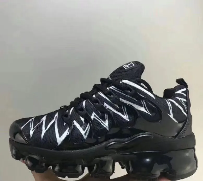 Vapormax noir enfant deals