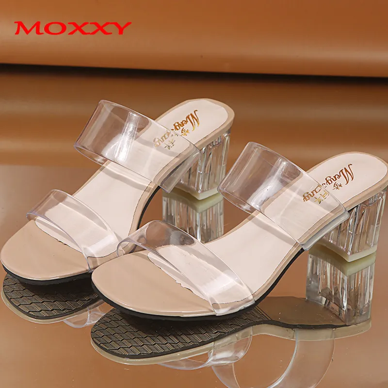 2019 Clear Heels Slippers Women Sandals Summer Shoes Woman Transparent Shoes Square High Heels Pumps Jelly Sandals buty damskie CJ191128