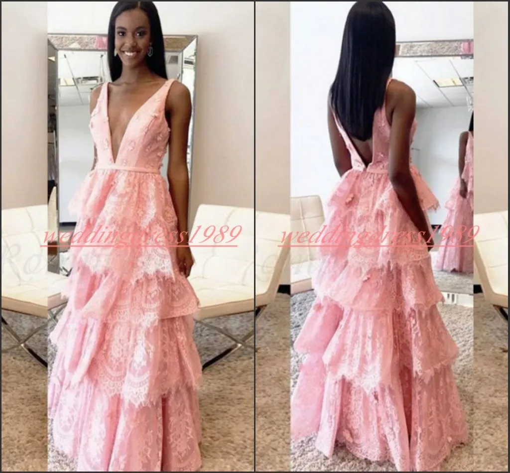 Perfeito 2K19 Lace Profundo Decote Em V Vestidos de Baile Vestidos de Festa Africano Sem Encosto A-Line Níveis Longos Formal Noite Ocasião Especial Robe De Soiree