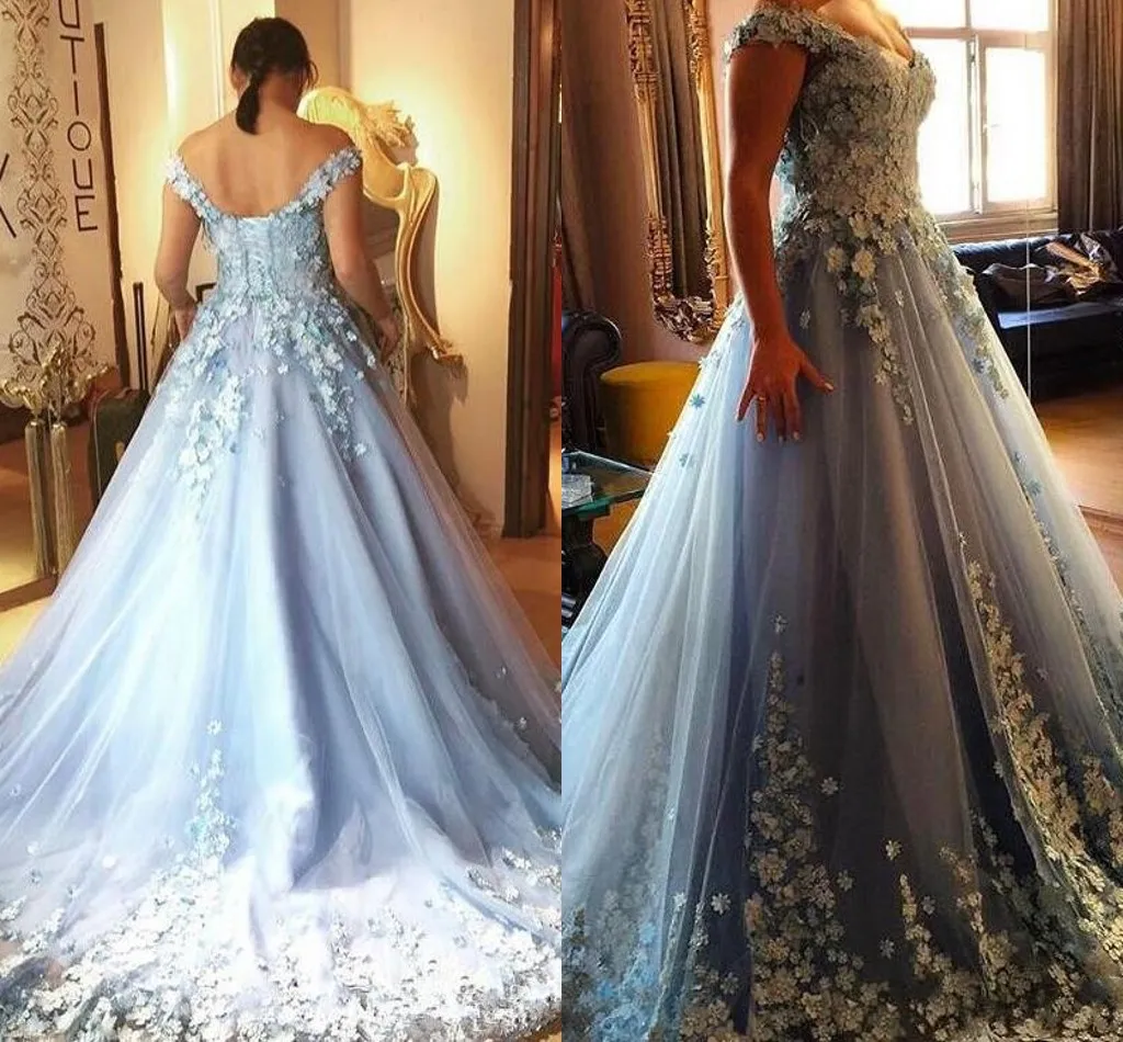 Suknie Wieczorowe Dubaj Off Ramię 3D Kwiatowe Kwiaty Koronkowe Aplikacje Tulle Niebo Niebieski Sweep Pociąg Quinceanera Ball Suknia Party Dress Prom Suknie