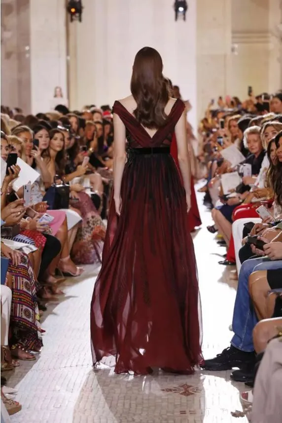 elie saab red dress 2019 Elie Saab Resort 2019 Collection