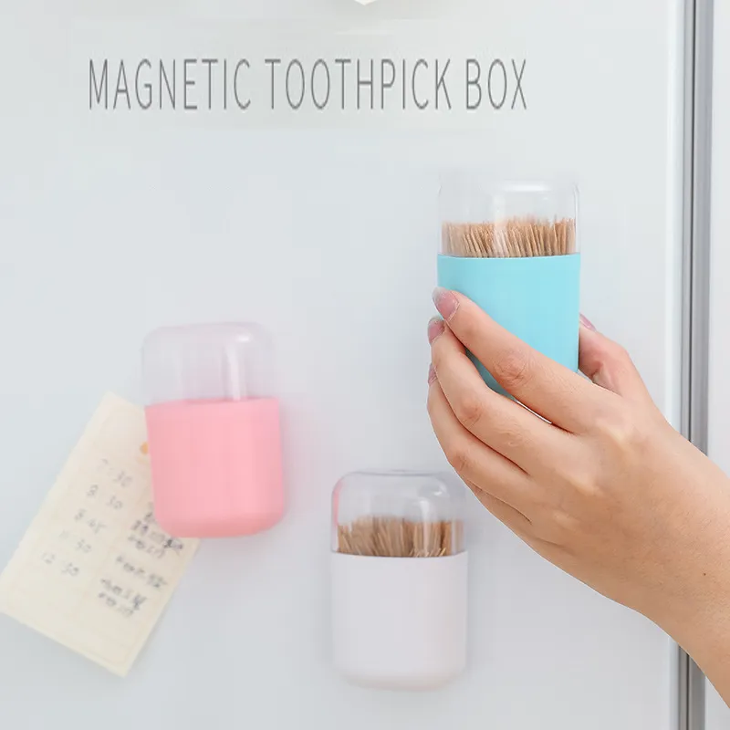 Väggmontering Toothpick Förvaringslåda Väska med lock Magnetisk tandpetarehållare Plastbehållare Space Saving Tooth Pick Dispenser Organizer VT1464