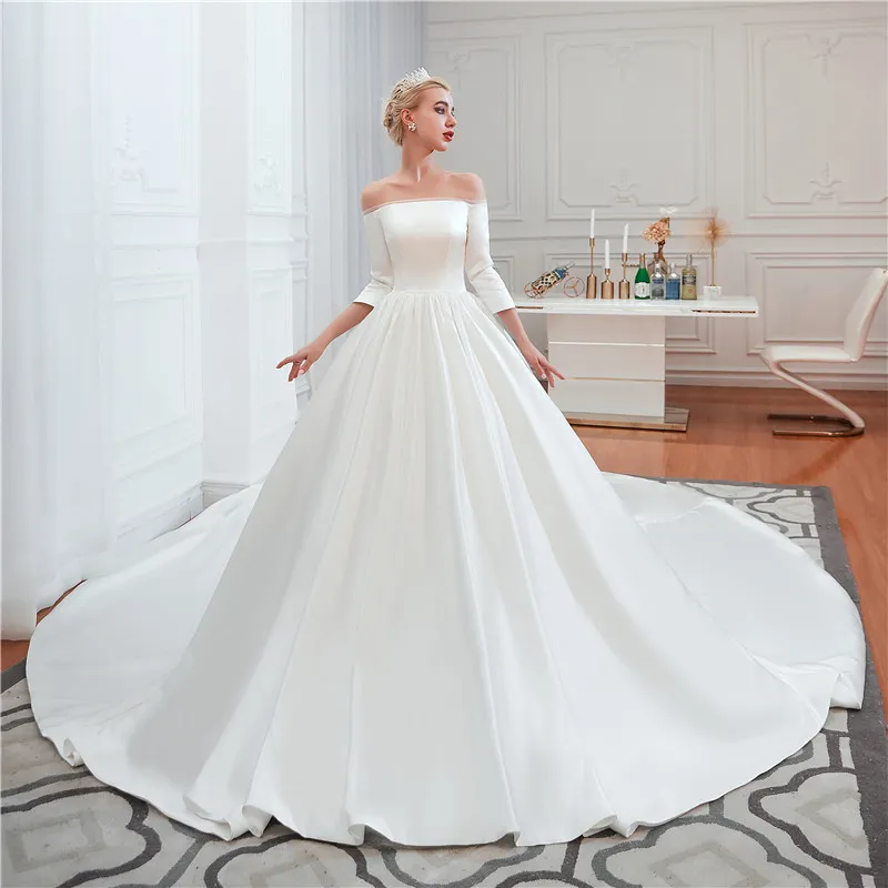Abito da sposa sales con lacci dietro