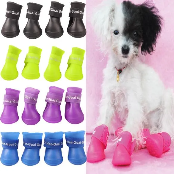 4pcs Dog Pet sapatos impermeáveis ​​Shoes Chuva Pet para cães pequenos filhote de cachorro botas de borracha doce do filhote de cachorro cor Sapatos Produtos Pet Dog