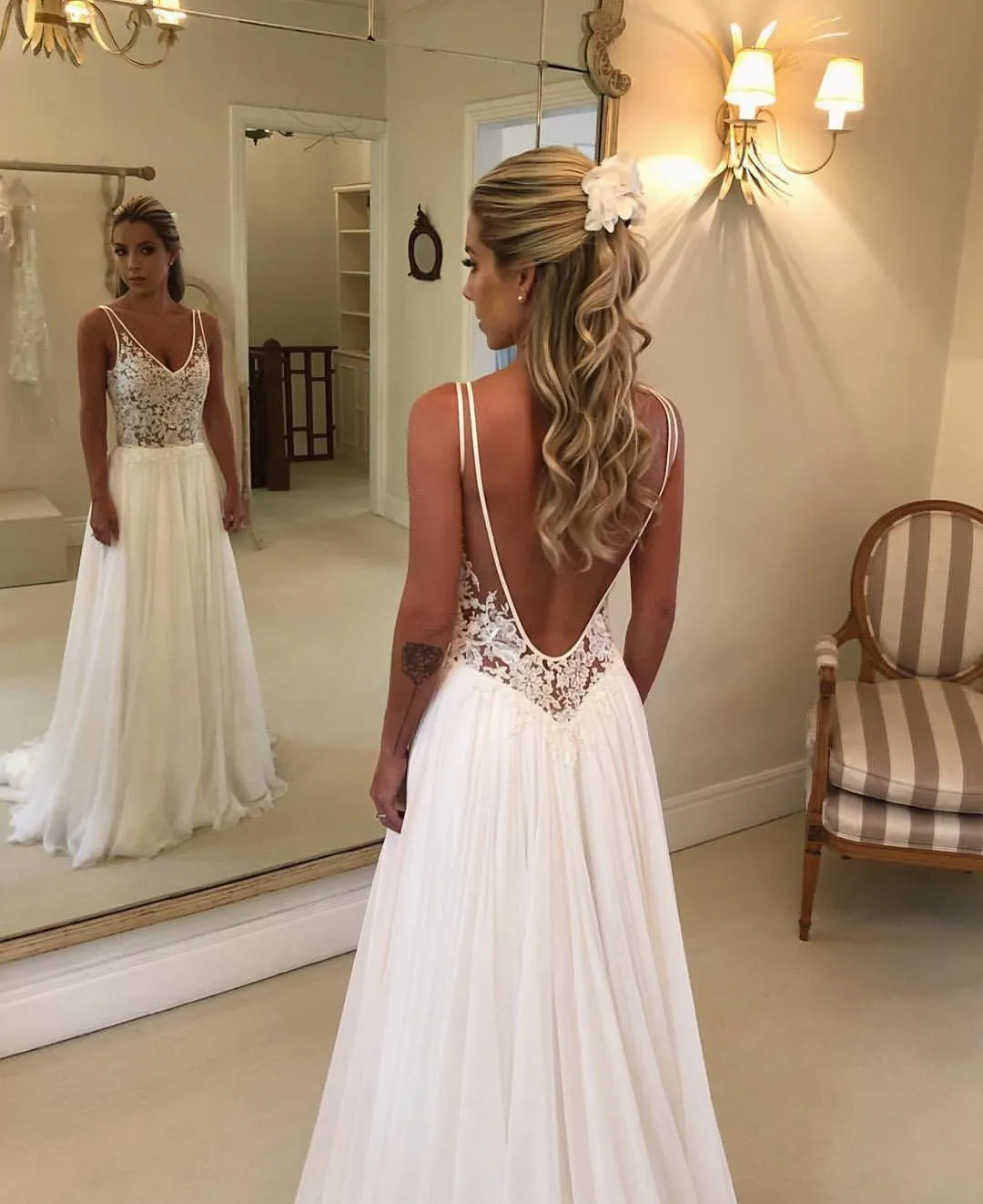 2019 Vestidos De Novia De Playa Baratos Encaje Apliques En V
