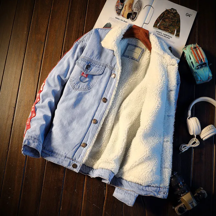 Mode Jeans Fårskinn Lined 1990s Style Jacket Rockabilly Jean Overcoat Denim Novelty Applique Boy Men Jackor Plus Storlek