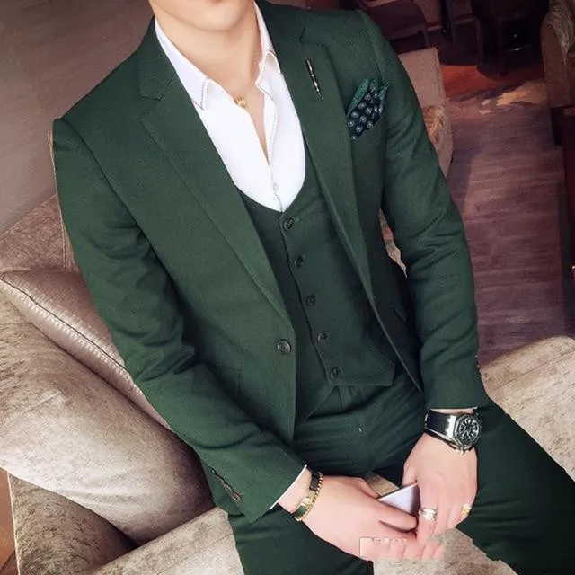 Marka Yeni Koyu Yeşil Damat Smokin Çentik Yaka Groomsmen Erkek Gelinlik Moda Adam Ceket Blazer 3 Parça Takım Elbise (Ceket + Pantolon + Yelek + Kravat) 686
