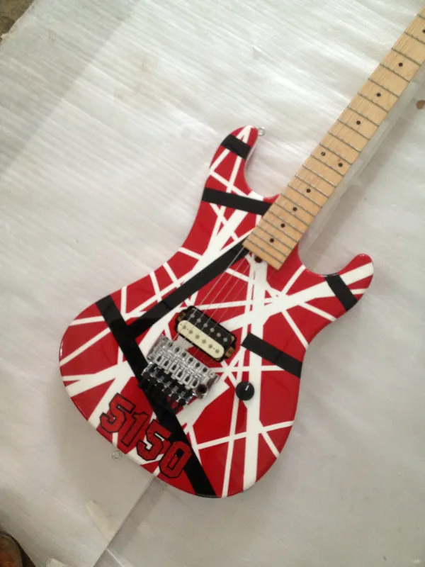 Yükseltilmiş Edward Van Halen 5150 Beyaz Çizgili Kırmızı Elektro Gitar Floyd Rose Tremolo Köprü, Kilitleme Somunu, Akçaağaç Boyun Klavye