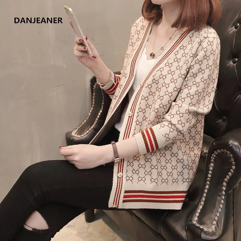 Danjeaner Cardigan monopetto stile coreano Maglioni da donna Maglieria stampata alla moda con scollo a V invernale manica lunga