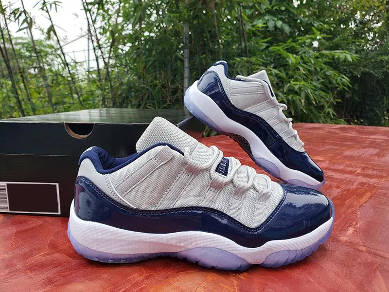 High Quality Navy Blue Basketball Shoes Low Top 11s In Concord